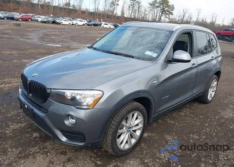 2016 BMW X3 xDrive28I z USA, uszkodzony, nr VIN 5UXWX9C56G0D93337